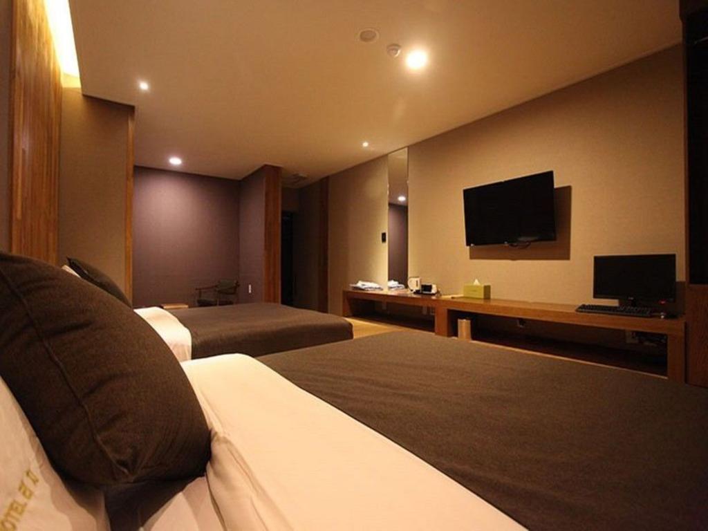 Hotel Rich Goyang Quarto foto