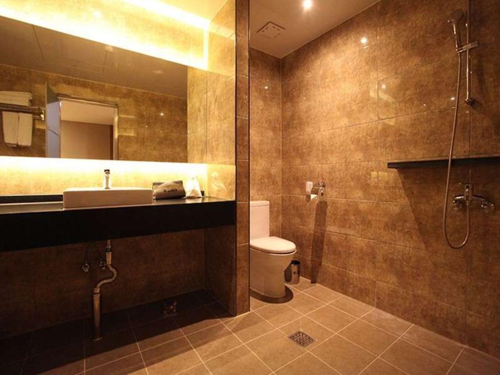 Hotel Rich Goyang Quarto foto